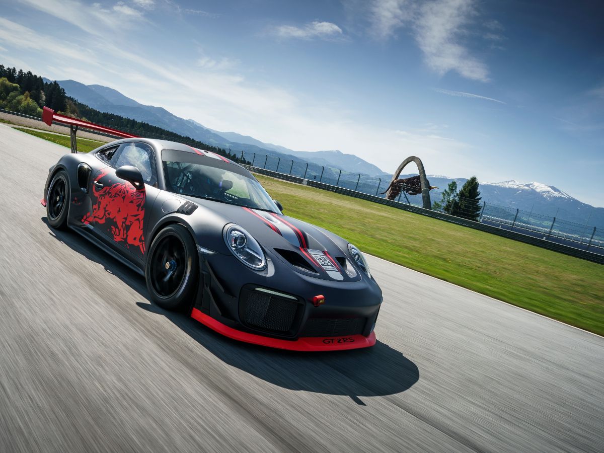 Porsche 911 GT2 RS Clubsport driving on the Red Bull Ring