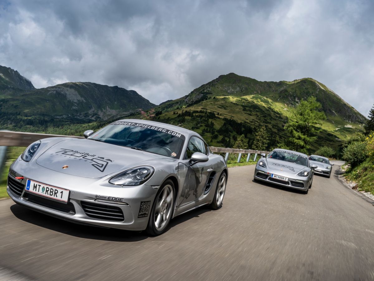 Porsche 718 Cayman S on a joyride