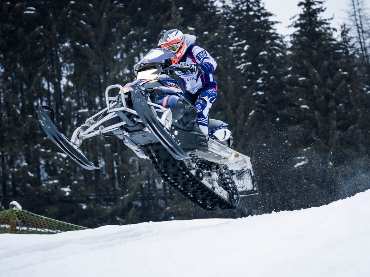 Snowmobil on track